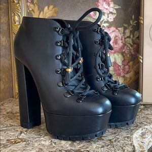 Gucci Black Kayla Lace-Up Leather Platform Boots - image 1